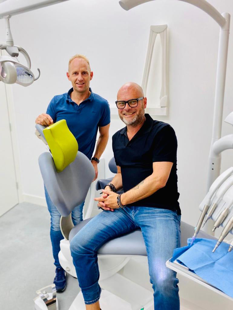 Jerry & Peter oprichters van Happynecks